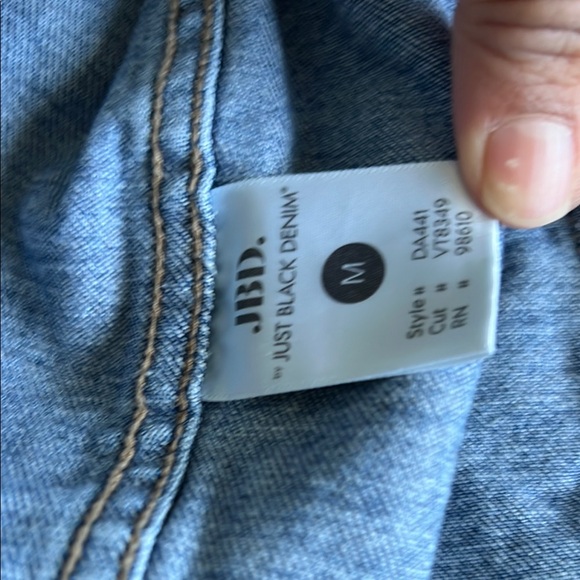 JBD. Trendy Cropped Denim Jacket - Picture 6 of 7